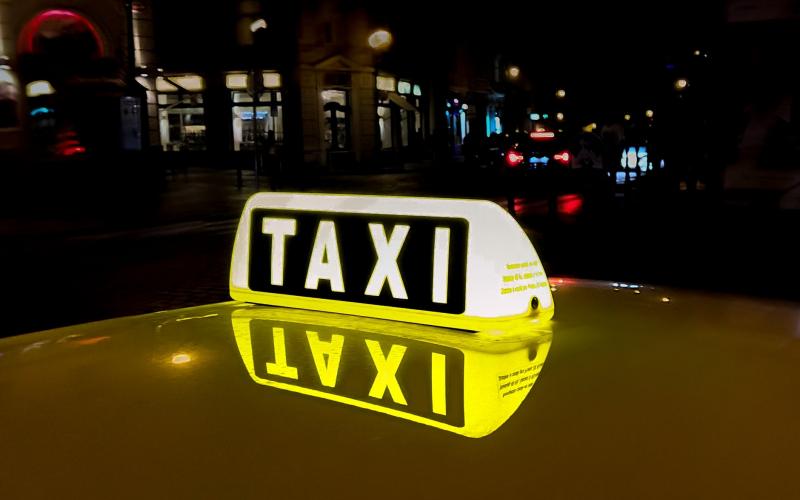 Hvordan bli taxisjåfør